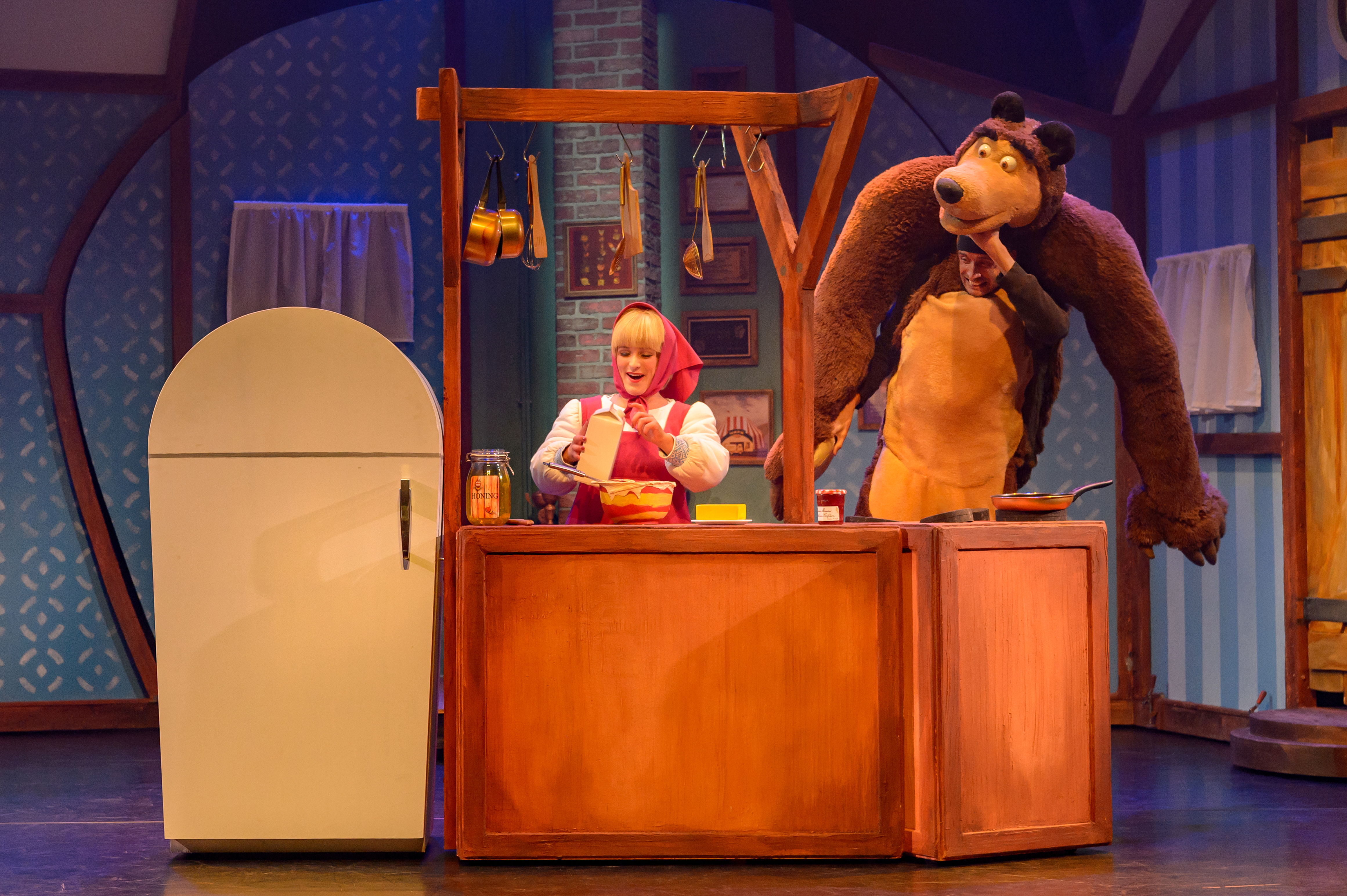 Geniet van de familievoorstelling Masha en de Beer Live! 