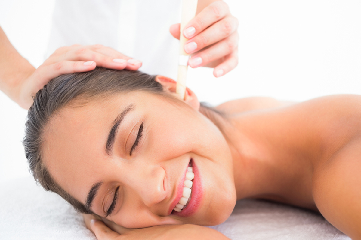 Luxe gezichtsbehandeling of microdermabrasie + extra's (45 of 60 min)