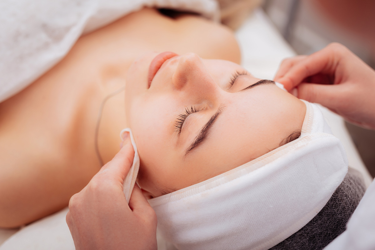 Duo gezichtsbehandeling + high tea bij Relax & Beautypoint