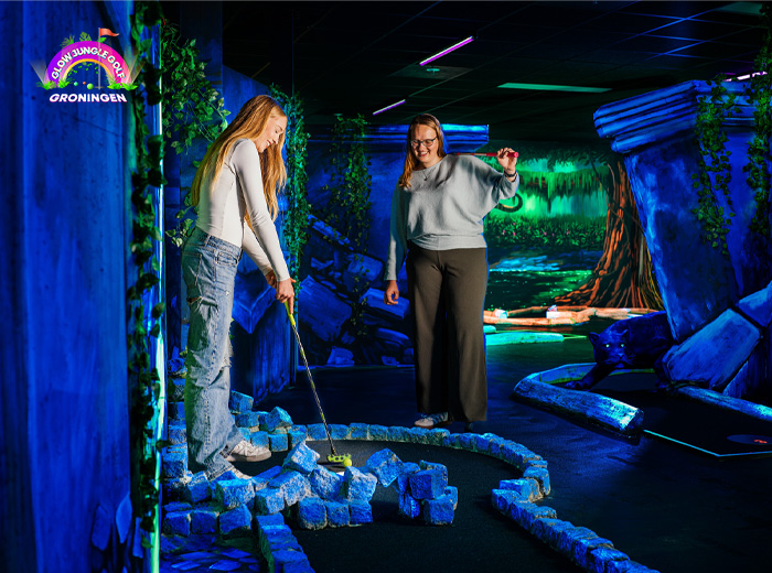 Glow Jungle Golf chez Glow Jungle Golf Groningen