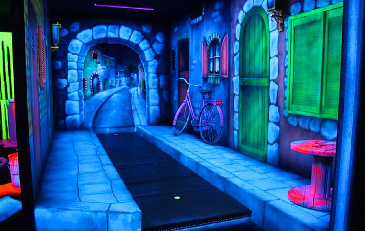 Golf in the Dark bij Fabriek Woerden