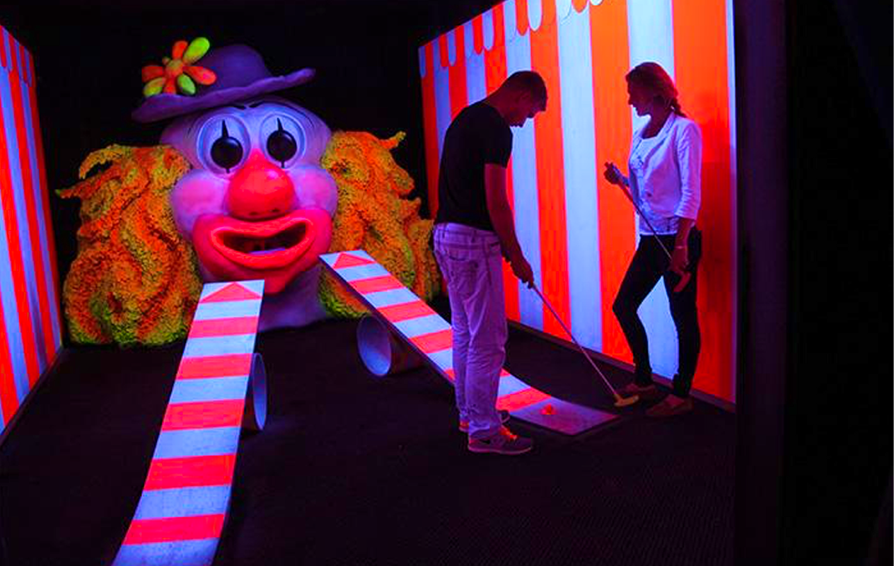 Golf in the Dark bij Fabriek Woerden