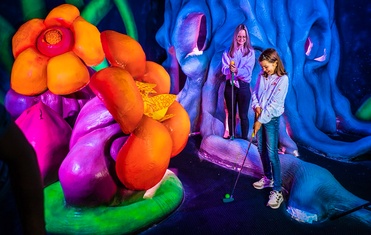 Golf in the Dark bij Fabriek Woerden