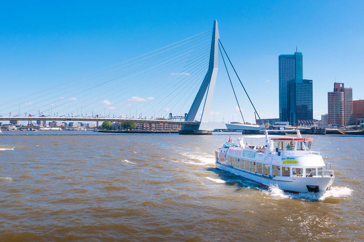 75 minuten durende Havenrondvaart door Rotterdam
