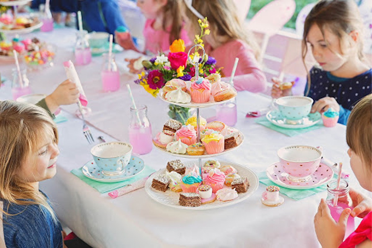 High Tea bij Recreatiepark Familyland