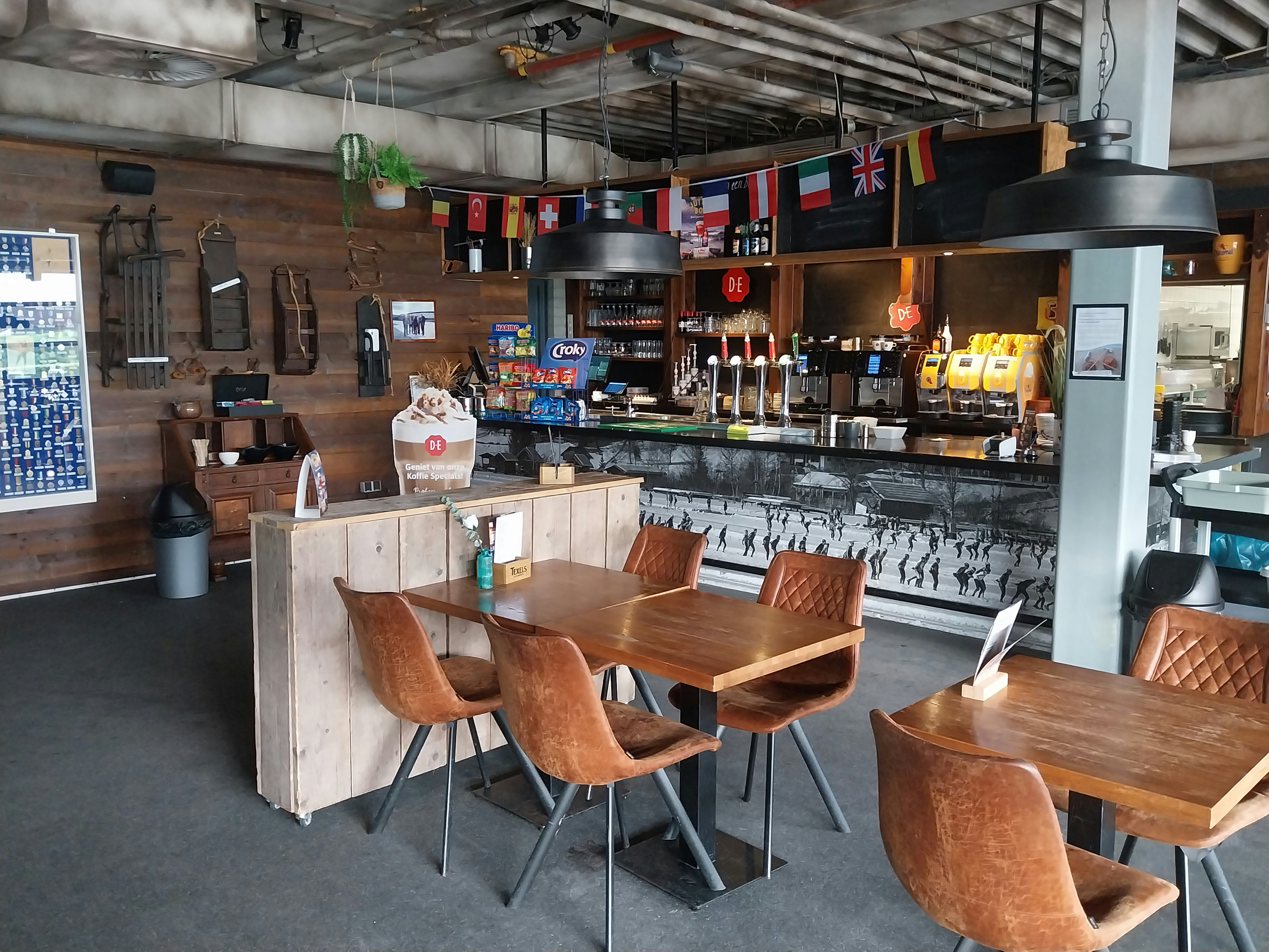 2-gangenlunch in Het Kluuncafé van IJsbaan De Westfries in Hoorn