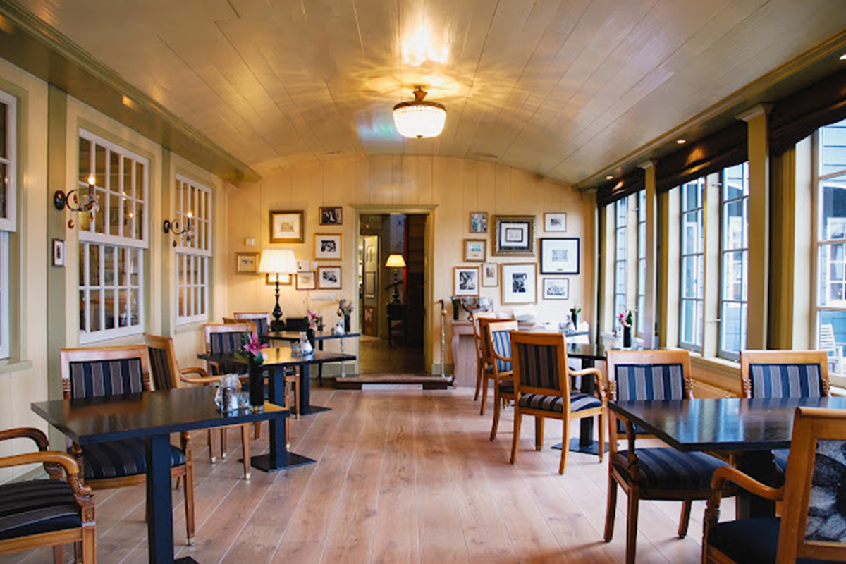 High tea bij d'Swarte Walvis op de Zaanse Schans