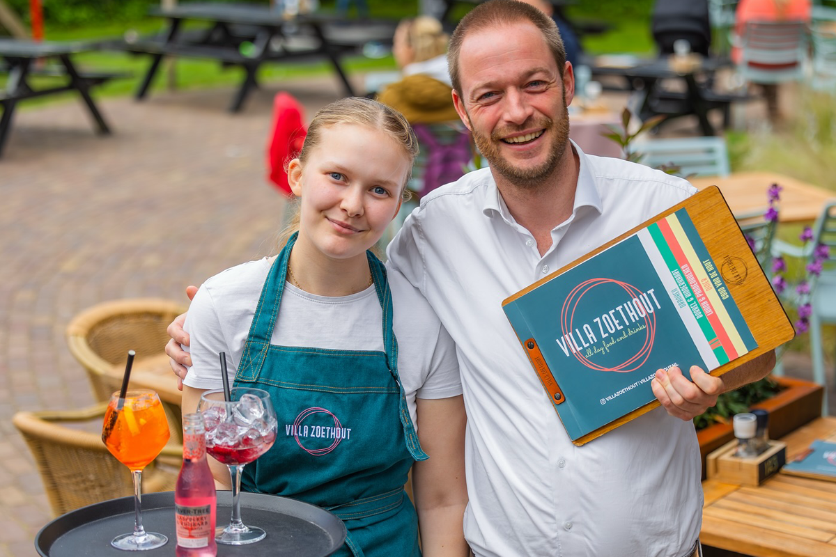 Luxe high tea + prosecco bij Villa Zoethout