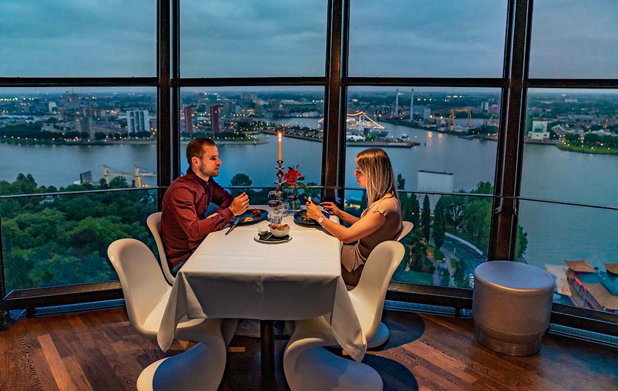 High wine + entree Euromast