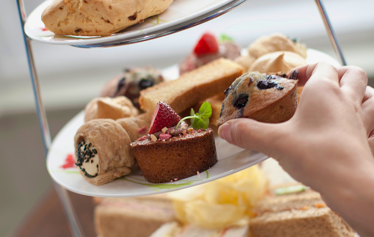 High tea + wandeltocht bij Dorpshuis de Dregt