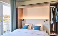 Holiday Suites