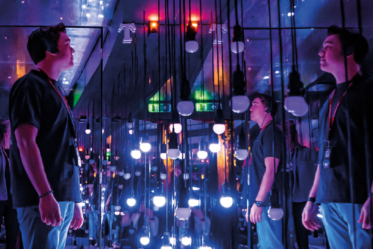 Holy Moly Trip Ticket + 2-gangen lunch bij Holy Moly Breda