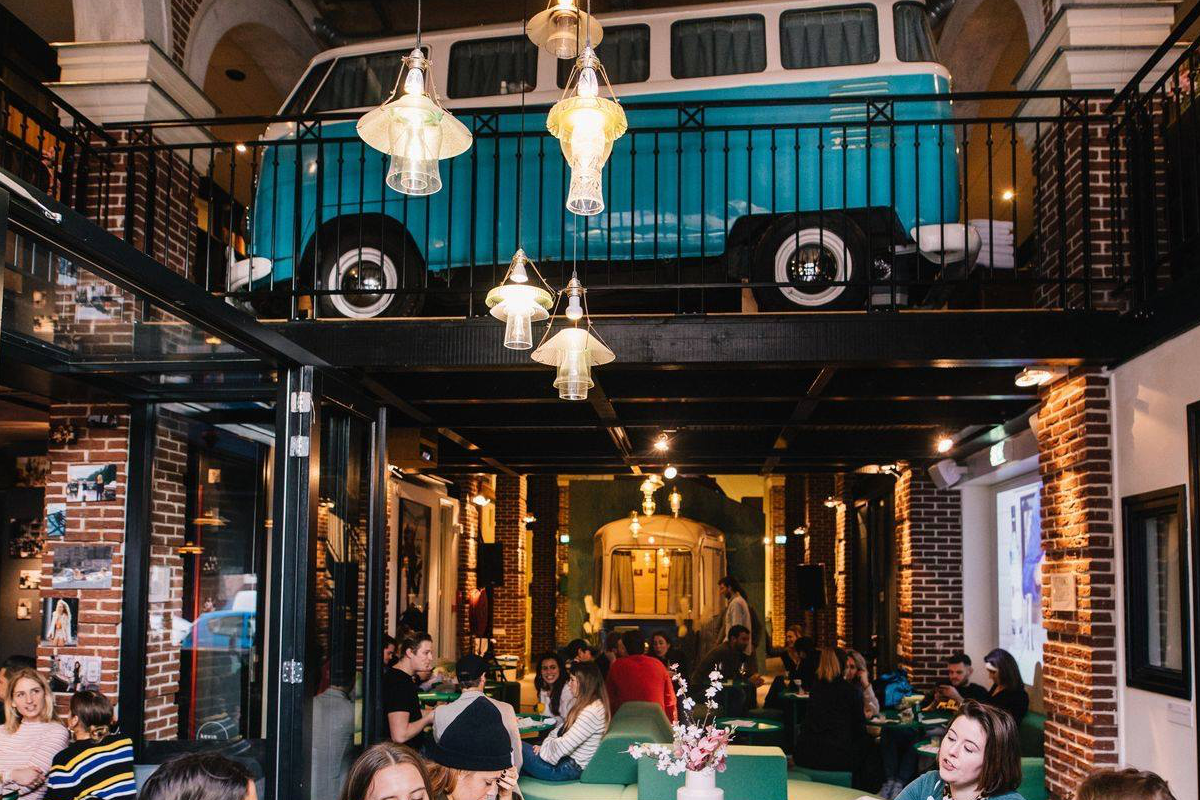 Hoofdgerecht naar keuze bij Kevin Bacon Bar