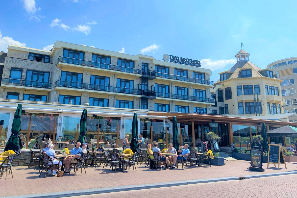Hotelarrangement bij Two Brothers Noordwijk Beach (2 personen)