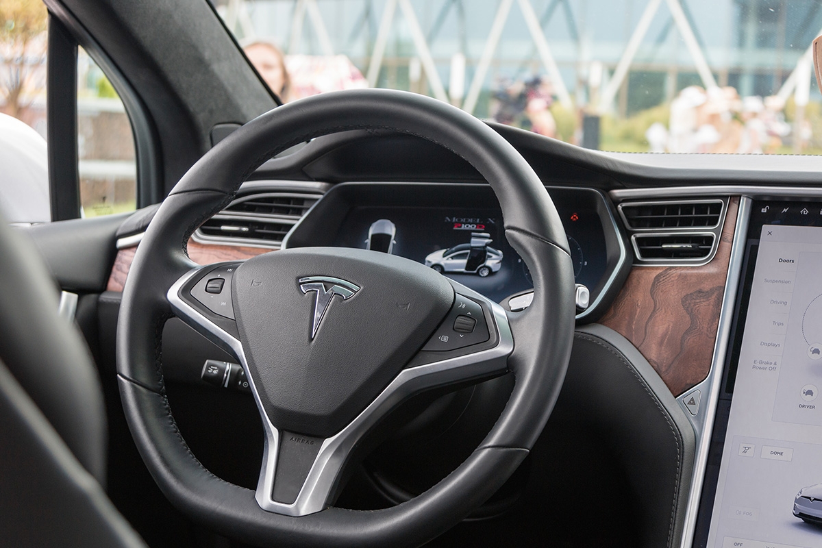 Huur 1 dag een Tesla S75 via Tesla Rental