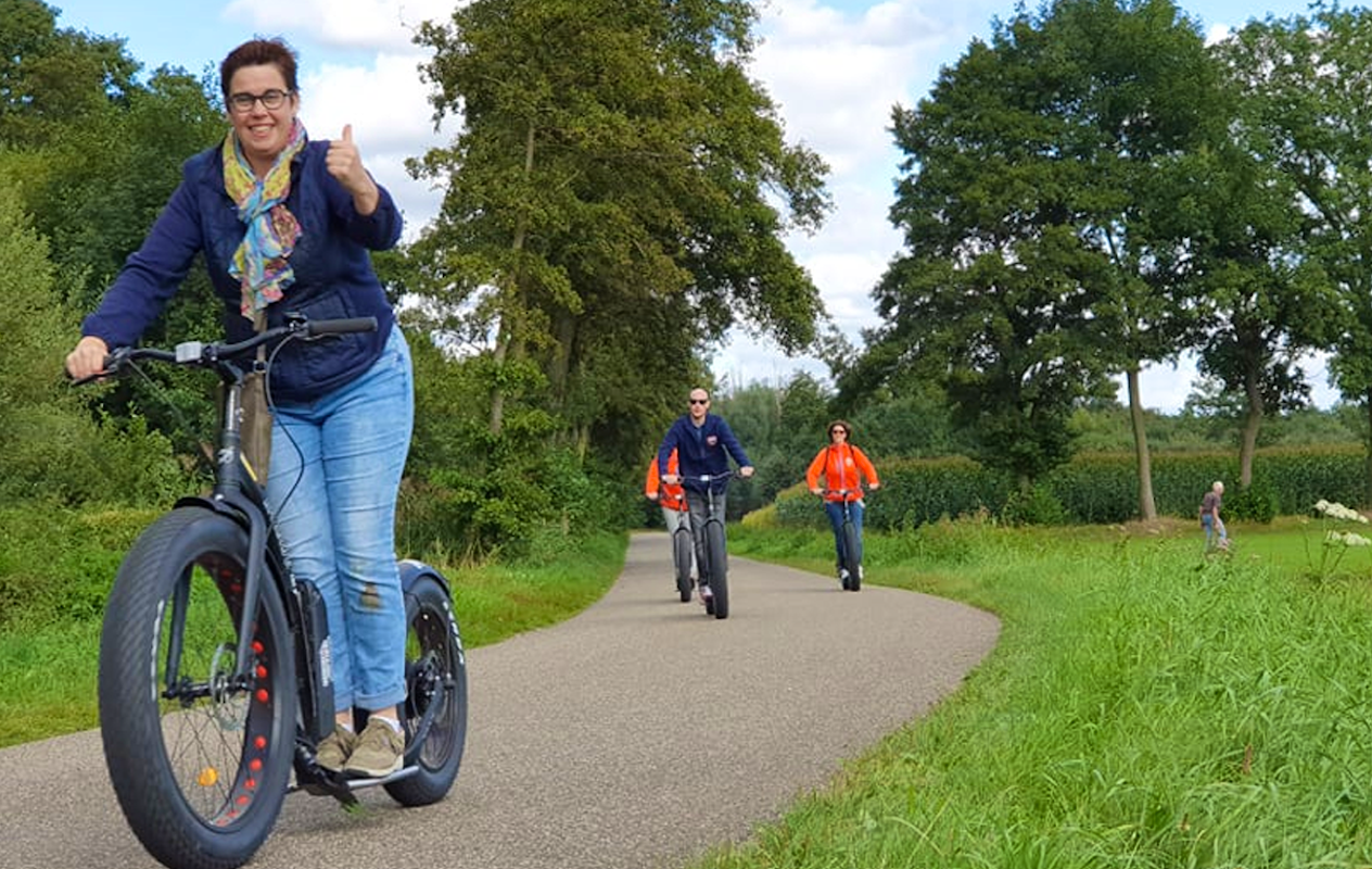 Huur 2 uur een Fat Max E-step bij Nika Actief