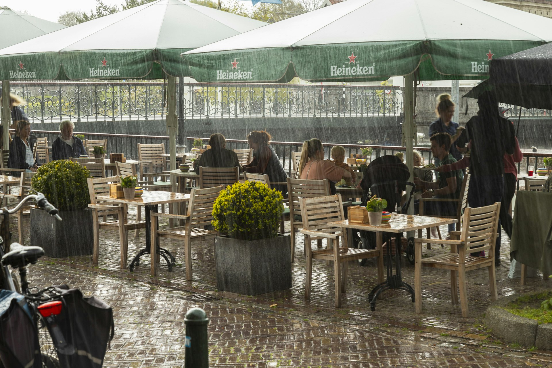 Wat te doen op een regenachtige dag: tips, antwoorden en inspiratie