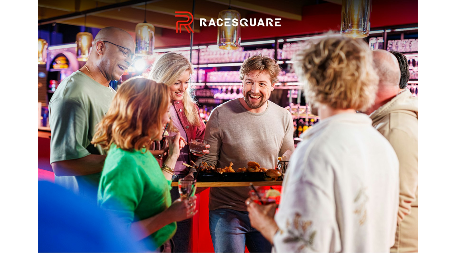 Ontdek Racesquare Rotterdam: arrangementen, simulators & plezier