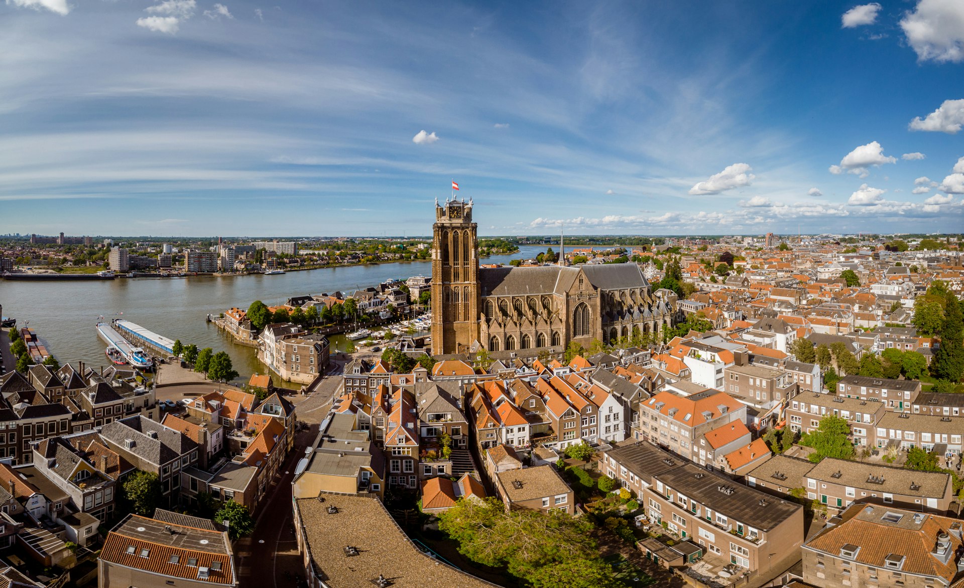 Bezoek Dordrecht: Van monumenten en musea tot de Biesbosch