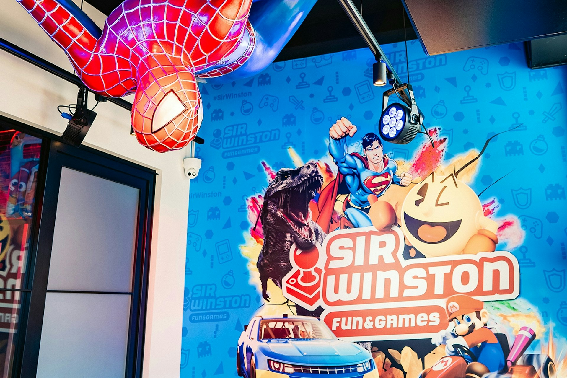 Ontdek Sir Winston Fun & Games met korting