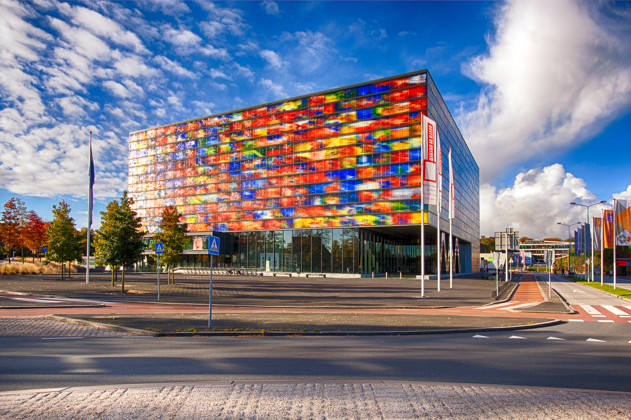 Bezoek Hilversum: tips voor een dagje uit vol media, natuur en gezelligheid