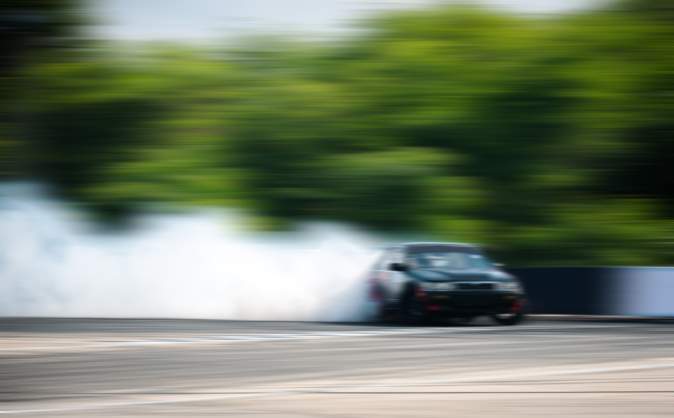 Adrenaline op wielen: Volg een driftcursus met auto’s