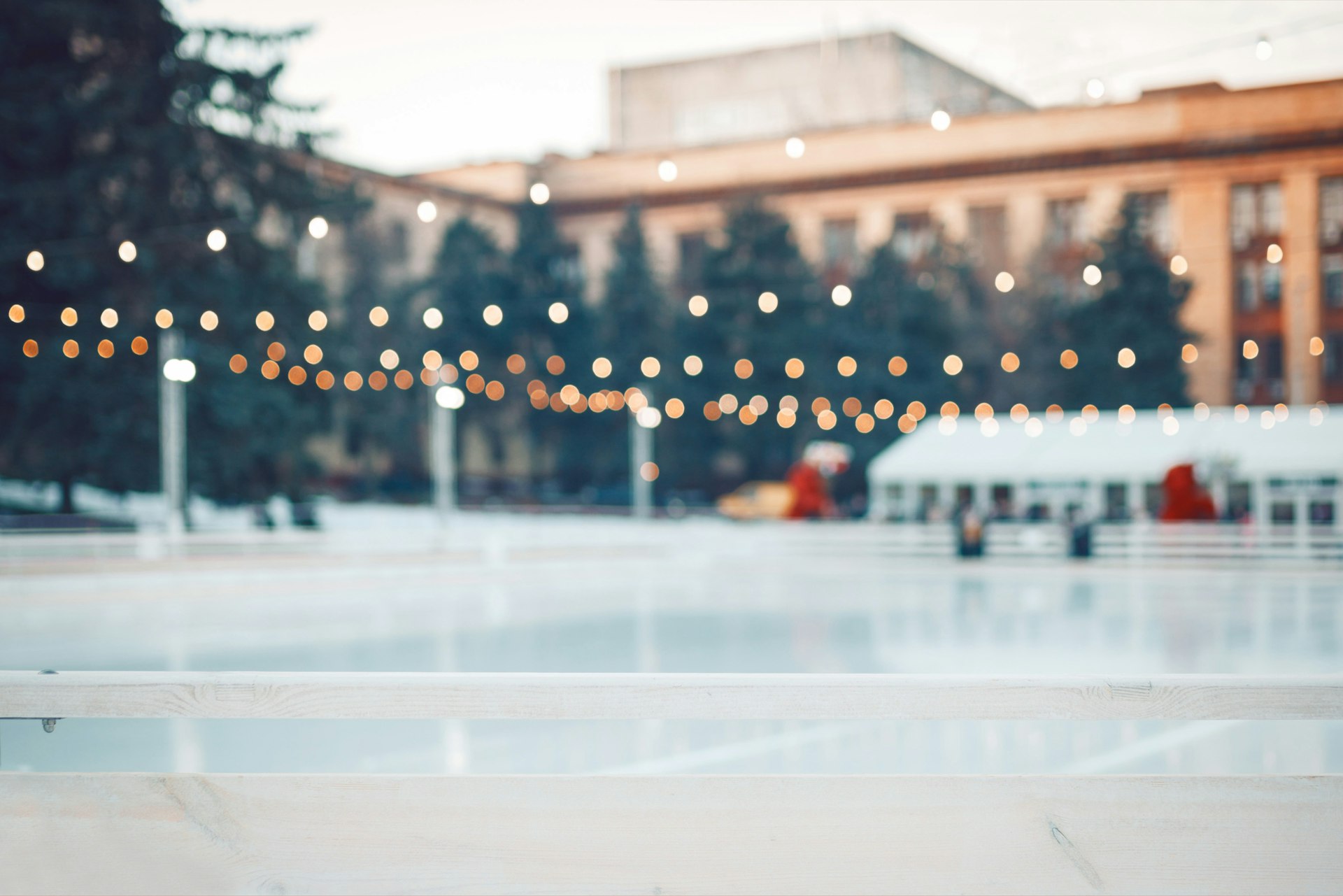 Openlucht- en overdekte ijsbanen in Nederland