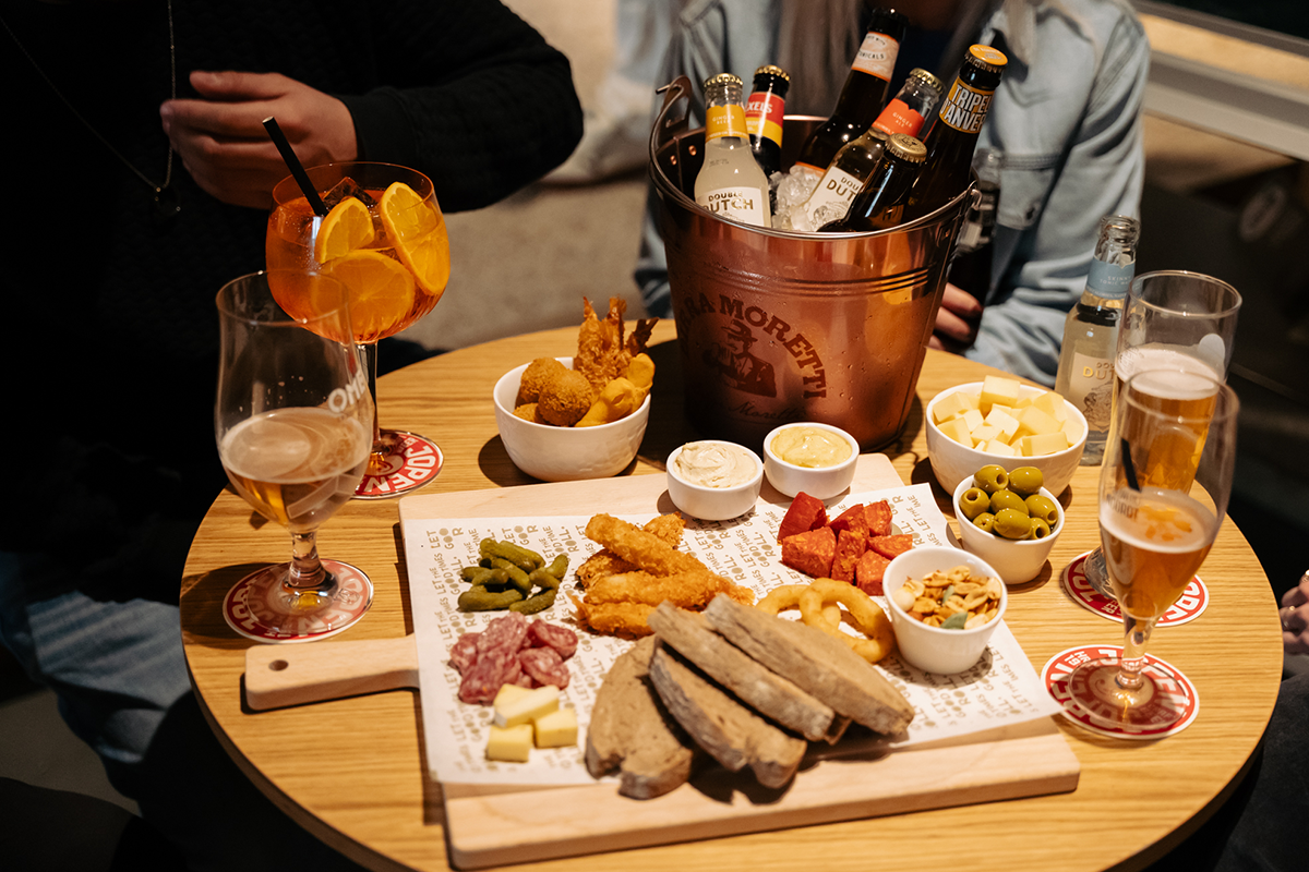 Potje jeu de boules + bittergarnituur en drankje(s)