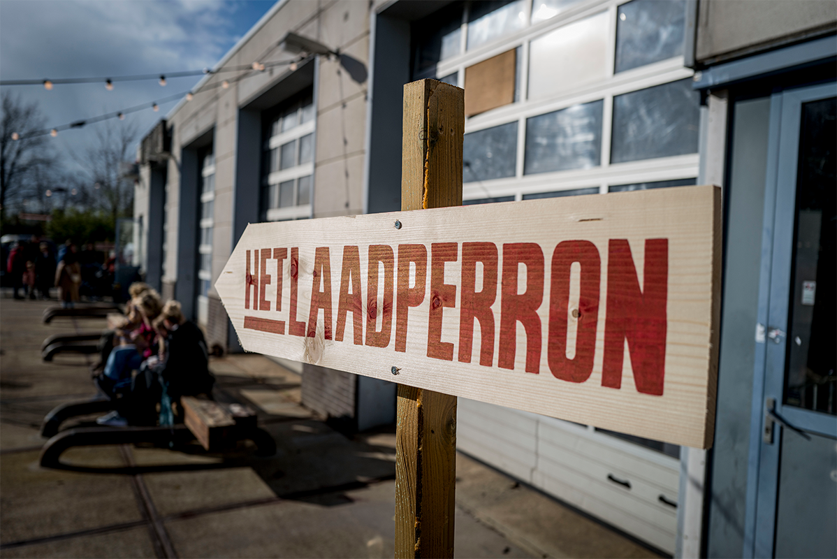 Jeu de boules + hamburger, friet & drankje bij Het Laadperron (4 personen)