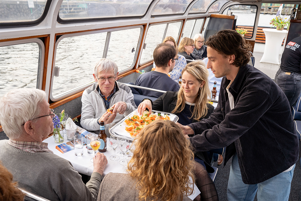 Jopen Bier Cruise incl. hapjes door Haarlem (90 min)
