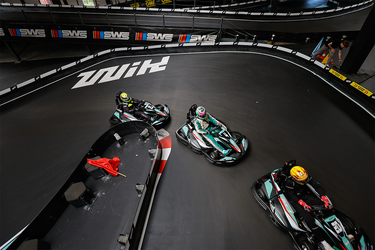 1 of 2 sessies karten bij Wavre Indoor Karting