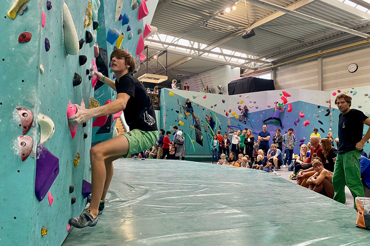 Kennismakingsles boulderen + vrij boulderen + tosti en drankje