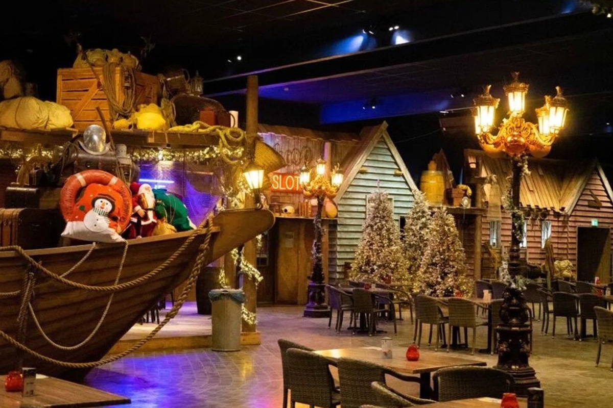 Kerst Feest en Familie, inclusief verblijf bij EuroParcs Zuiderzee