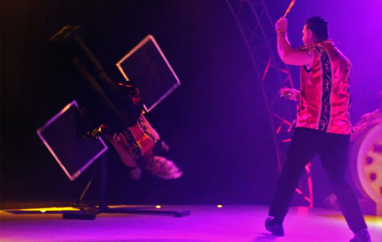 Een fantastische en flitsende voorstelling bij Kerstcircus Enschede