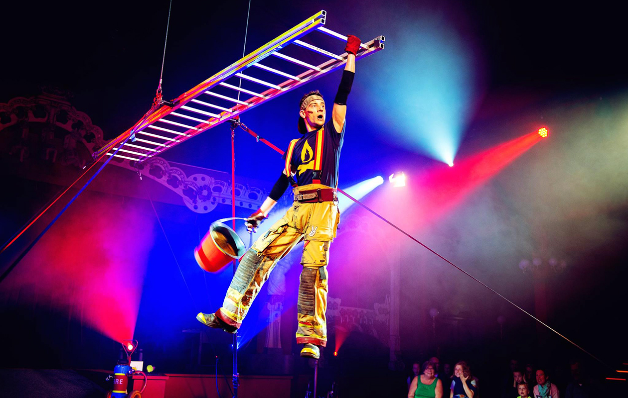 Een fantastische en flitsende voorstelling bij Kerstcircus Enschede