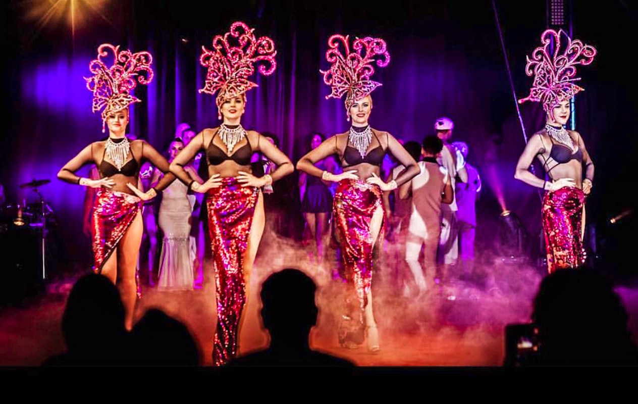 Geniet van een adembenemende voorstelling bij Kerstcircus Haarlem