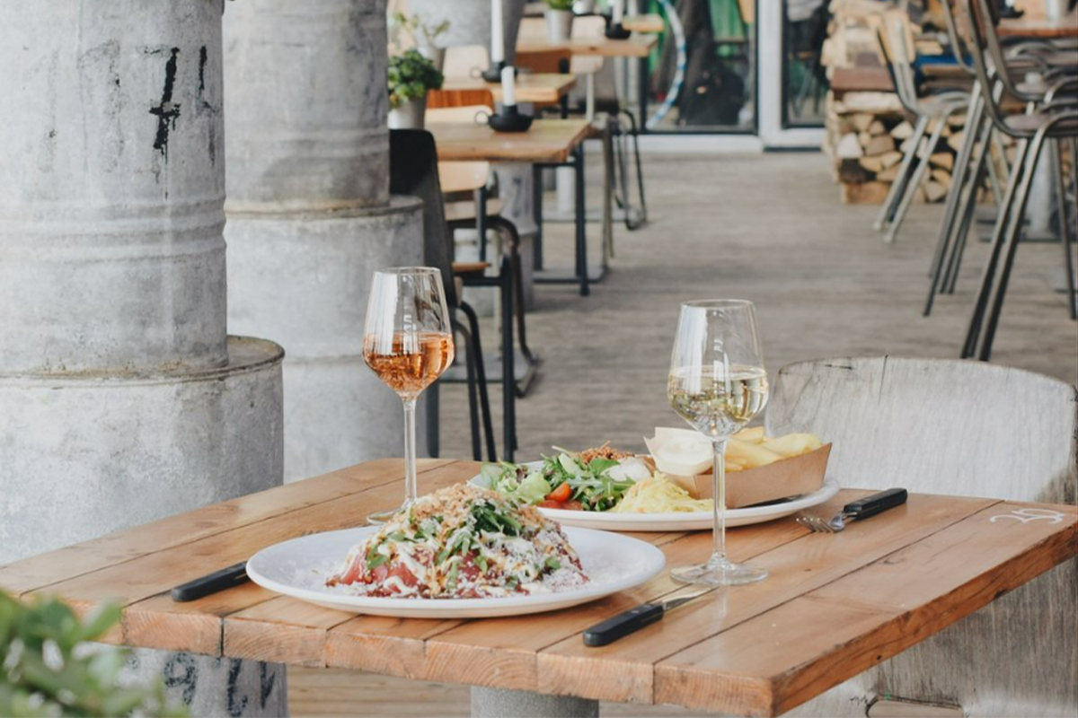 2-gangen keuzelunch bij Beachclub Solbeach