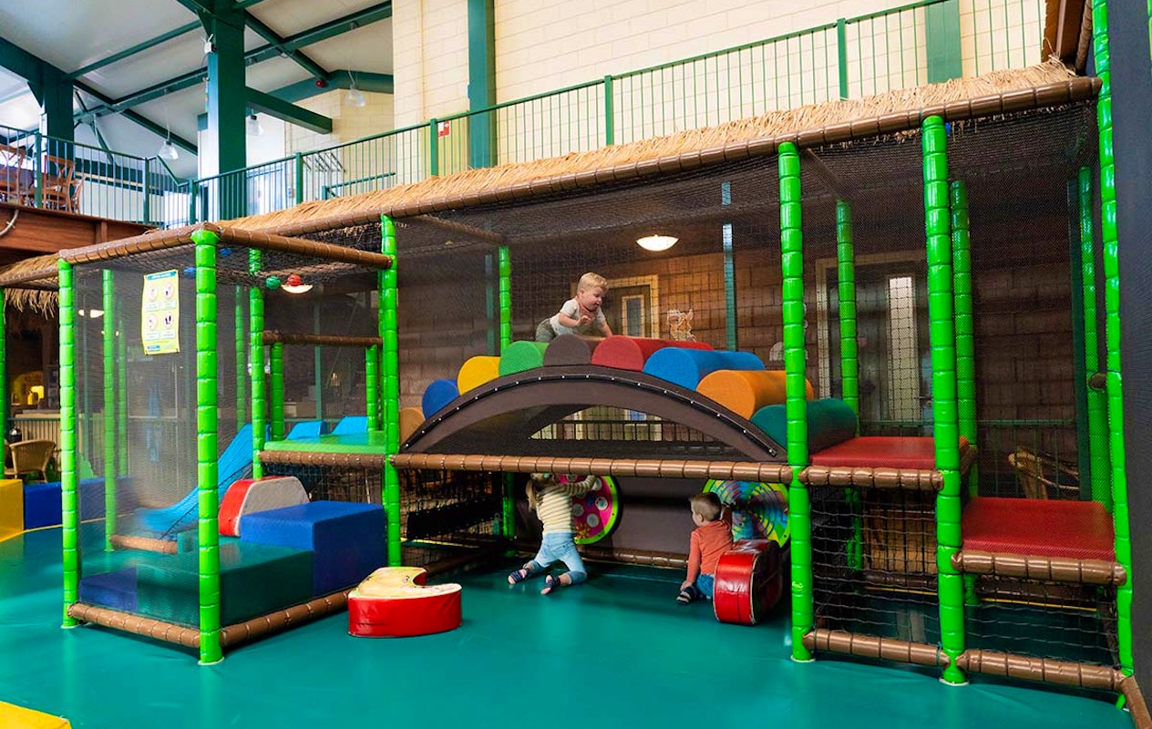 Entree, inclusief minidonut + zakje chips + ranja + snoep bij Haasje Over