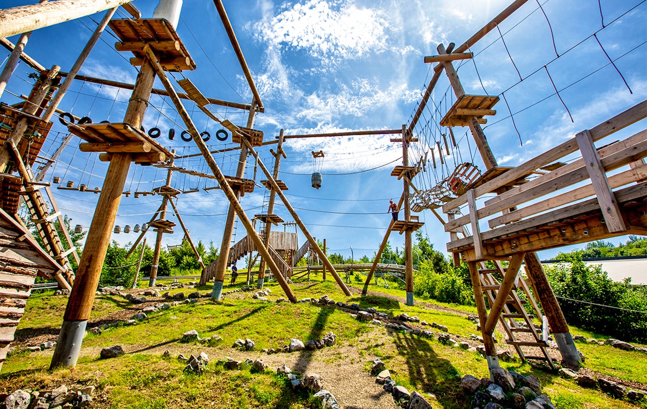 Eén en al avontuur voor jong en oud in Klimpark SnowWorld Landgraaf