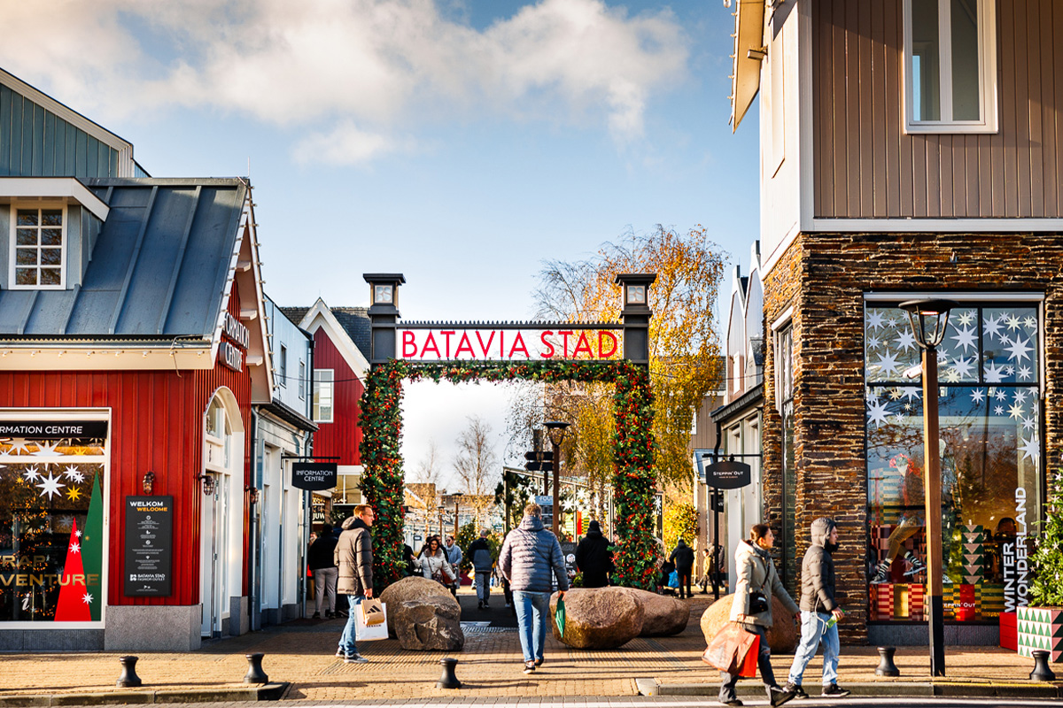 Koffie of thee + wat lekkers in Batavia Stad Fashion Outlet