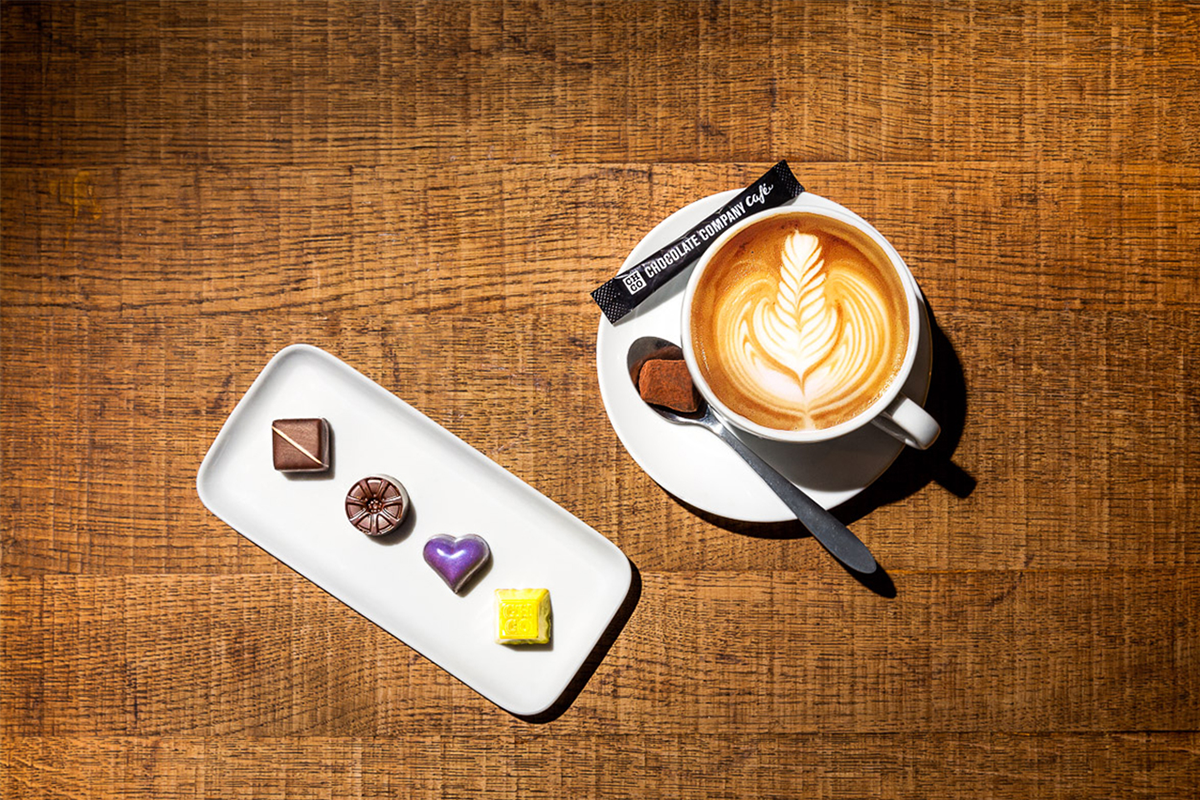 Koffie of thee + wat lekkers in Batavia Stad Fashion Outlet