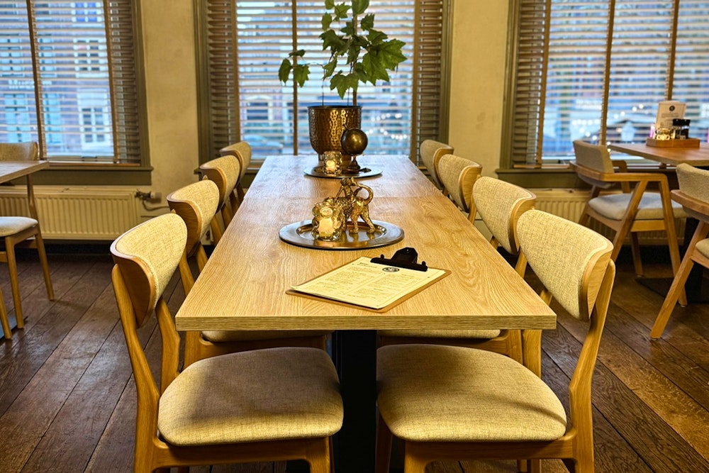 Koffie of thee + gebak naar keuze bij Ridderikhoff