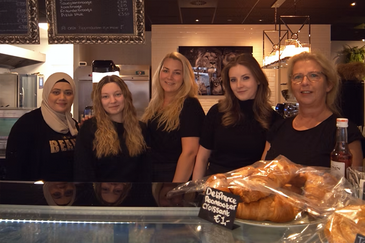 Lunch to go bij D-Break: Broodje + smoothie