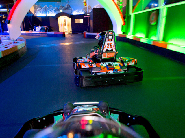 Kom 2 heats elektrisch karten bij De Uithof!