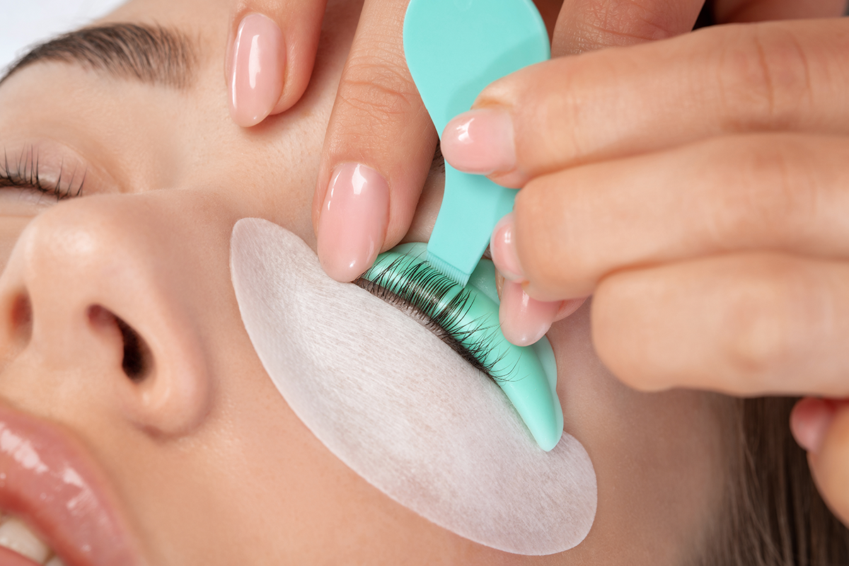 Wimperlifting + wimpers verven bij Es-specially for you