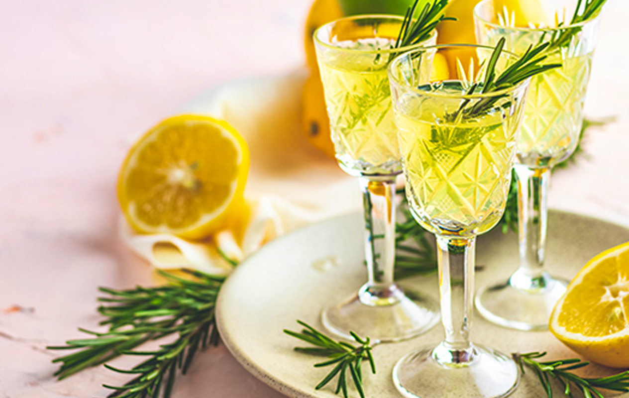 Limoncello proeverij of 3 cocktails + borrelplank bij Tarantella