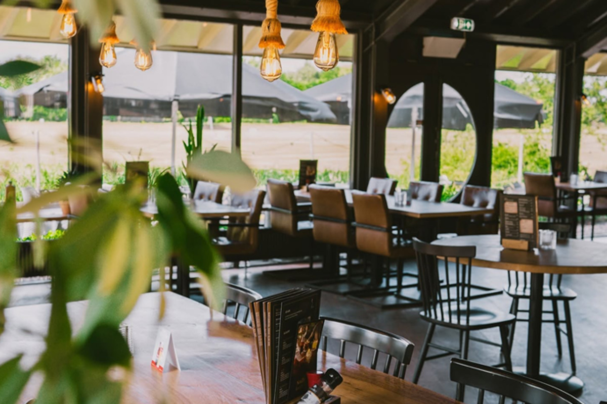 Lunch + midgetgolf bij restaurant Nuver Vlagtwedde