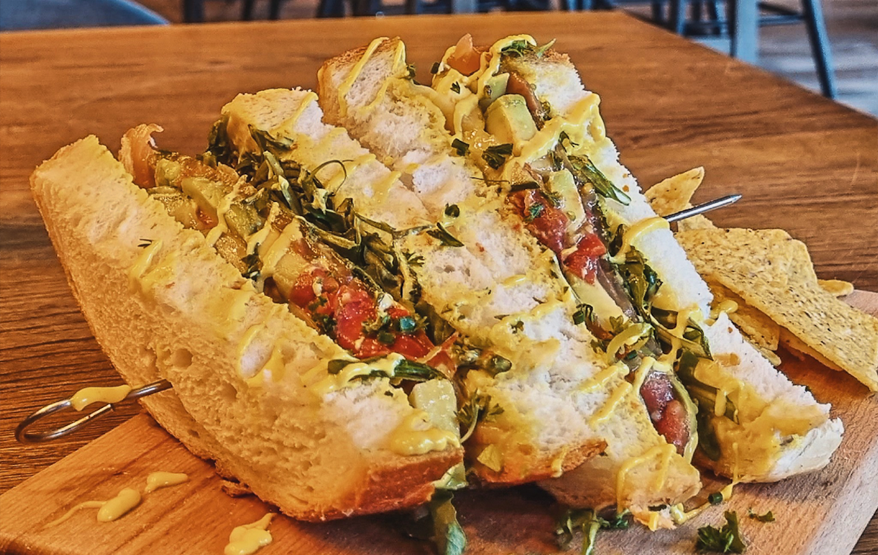 GlowGolf + eventueel lunch bij Plaza Sportz Assen