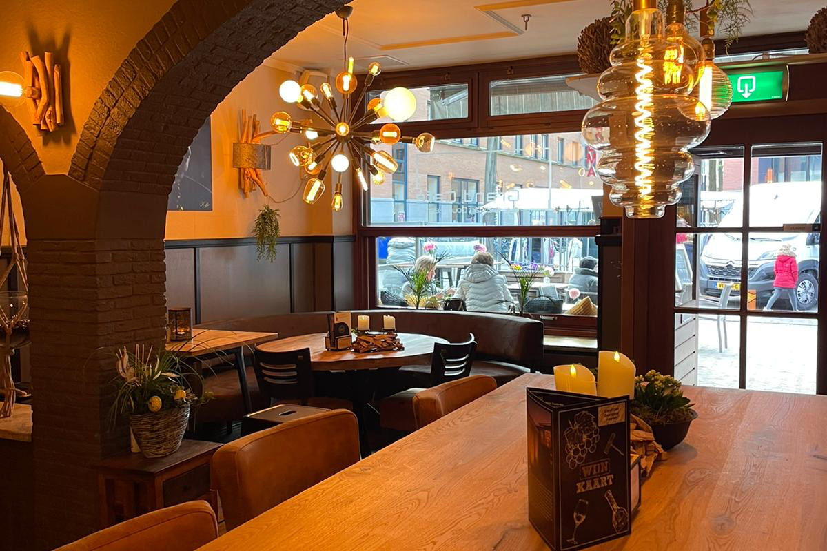 Ontbijtplank of borrelplank bij Grand Café Zwartgoud