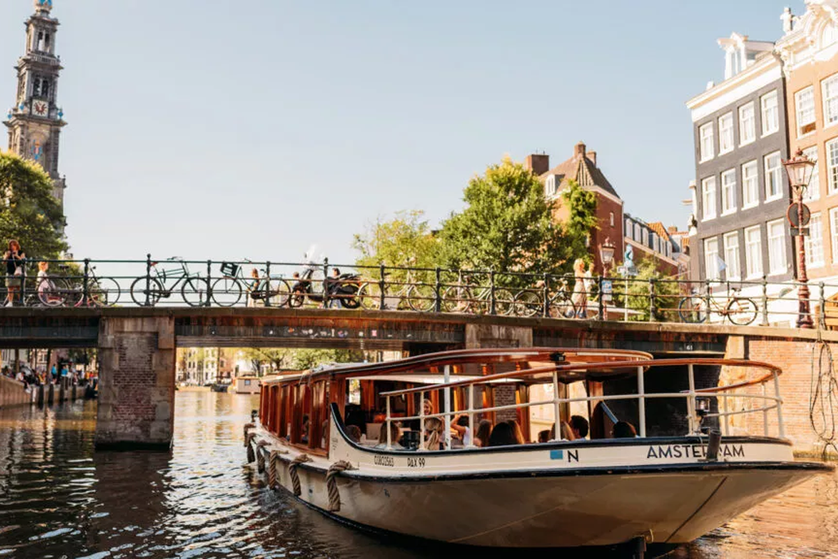 Luxe rondvaart (60 minuten) door Amsterdam